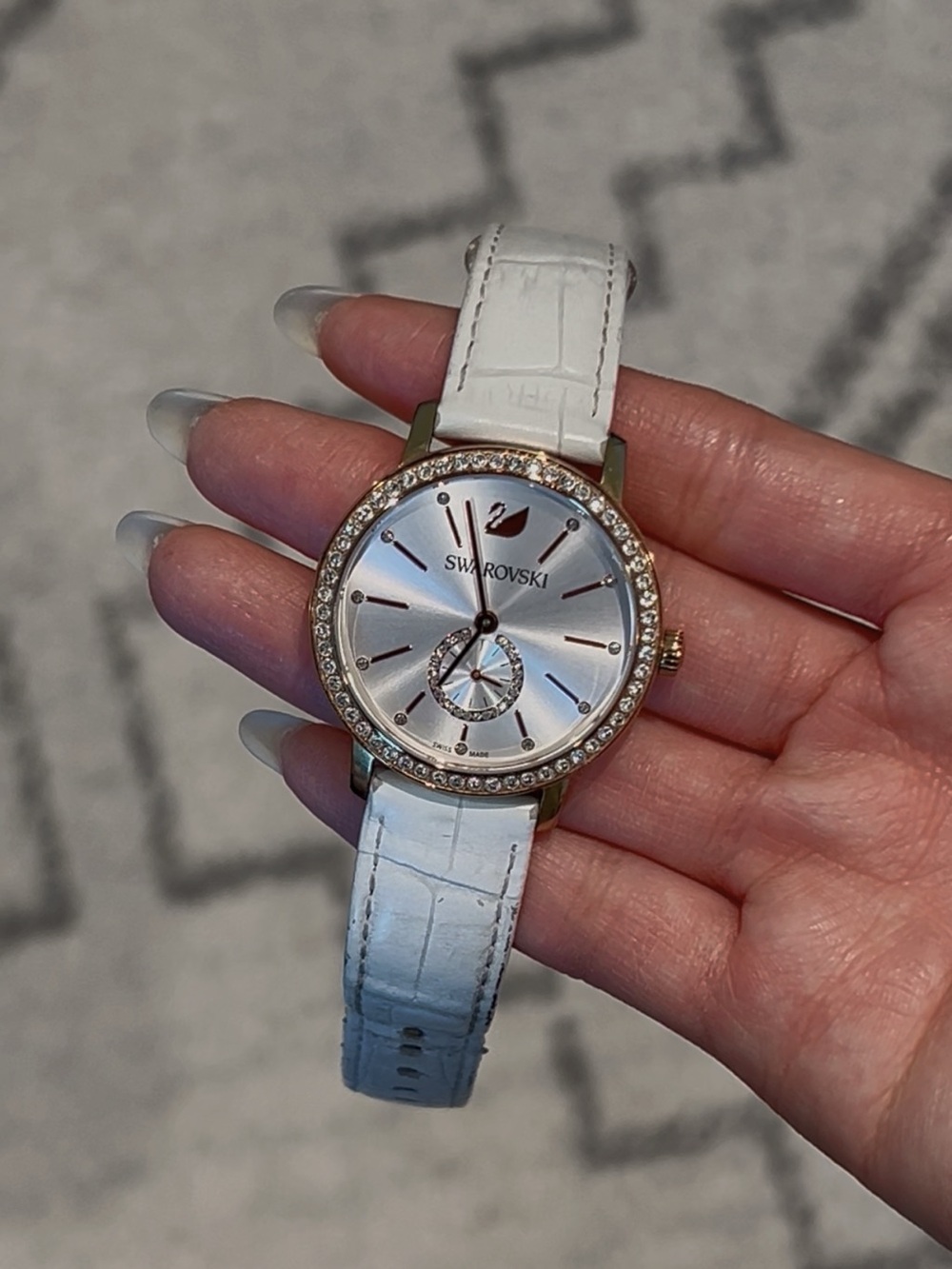 Swarovski Graceful Lady Watch White & Gold With Crystals